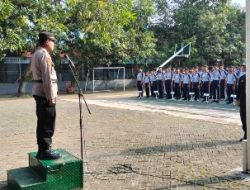 Pejabat Utama dan Kapolsek Jajaran Polres Bojonegoro Jadi Irup Upacara Bendera