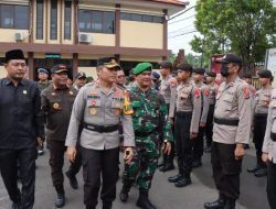 Kapolres dan Dandim Pimpin Apel Gelar Pasukan Operasi Lilin Semeru 2022 di Polres Bojonegoro