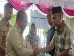 Wali Kota Pangkalpinang Serahkan 715 Setifikat PTSL di Kecamatan Gerunggang