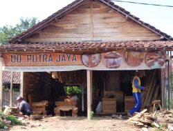 Mau Furnitur Berkualitas Harga Merakyat Ada Di UD PUTRA JAYA Desa Gendong Kulon- Babat-Lamongan