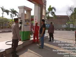 Polsek Widang Patroli dan Pantau SPBU Pasca Kejadian BBM Bercampur Air di Bekasi