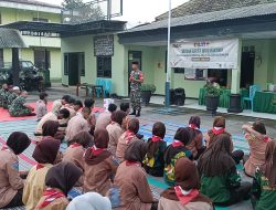 Tebar Keberkahan, SWK Koramil 09/Sumbereejo Gelar Pembagian Takjil di Bulan Ramadhan