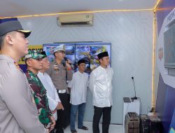 Pastikan Keamanan Malam Takbir, Bupati Lamongan Sidak Pospam Secara Langsung 