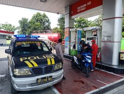 Patroli cipkon Kamtibmas Polsek Babat antisipasi Parktik Curang penyalahgunaan BBM bersubsidi di SPBU