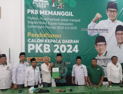 Bupati dan ketua DPRD Lamongan Mendaftarkan Bacabup Ke Partai Kebangkitan Bangsa Di Injury Time