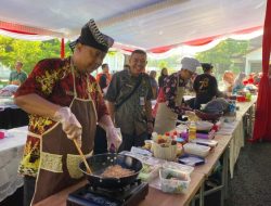 Seru dan Penuh Tantangan, Lomba Memasak Nasi Goreng ala Bapak-bapak di Pendopo Pemkab Bojonegoro