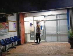 Antisipasi Kriminalitas Malam Polsek Sekaran Patroli di ATM Yang Ada di Wilayah kecamatan Sekaran