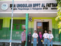 Anggota Polsek Sekaran Berikan Himbauan Kepada Pihak Kepala Sekolah Untuk Melarang Konvoi Kepada Pelajar Jelang Kelulusan