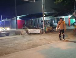 Polsek Sekaran Polres Lamongan Gelar Patroli Blue Light di Pertigaan Desa Sekaran