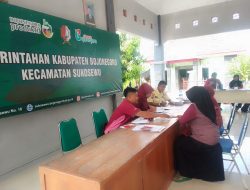 Sebanyak 116 Keluarga Lanjut Usia Di Sukosewu Mendapat Bantuan JSLUD Tahap 2