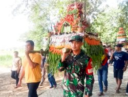 Lestarikan Budaya Kearifan Lokal, Babinsa Koramil Temayang Bojonegoro ikuti Tradisi Nyadran