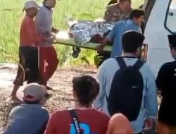 Aksi Heroik!!!,,, Kapolsek Laren Iptu Witono Hariadi S,H Bantu Warga Yang Alami Lakalantas