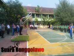 Kapolsek Babat Kompol Sampun SH Pantau Pelajar Dalam Berlatih Pengibaran Bendera Merah Putih