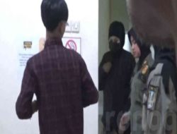 Asik Berduwaan Dikamar Petugas Gabungan Tuban Amankan Remaja Gadis Asal Montong