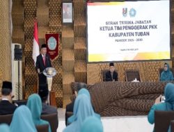 Wakil Bupati Tuban Drs.Joko Sarwono hadiri serah terima jabatan Sertijab Ketua Tim Penggerak PKK