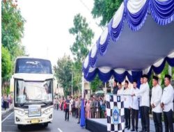 Sebanyak 1.831 calon haji Lamongan diberangkatkan ke tanah suci
