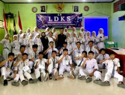 PJI Lamongan Bekali Siswa SMA Persatuan dengan Ilmu Jurnalistik Lewat LDKS