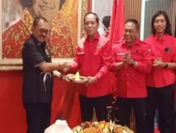 PDI Perjuangan Kota Surabaya menggelar konsolidasi partai yang dirangkai dengan syukuran awal tahun