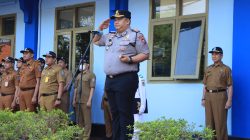 Kapolres Tuban Pimpin upacara di SMA Negeri 1 Tuban,