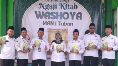 Kepala Kemenag Tuban Launching Ngaji Kitab Kuning di MAN 1 Tuban Demi Penguatan Akhlak Mulia