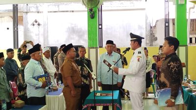 Perkuat Sinergitas dan Pelayanan Publik, Kades Mayangkawis Resmi Lantik Abdul Naim sebagai KAUR TU dan Umum